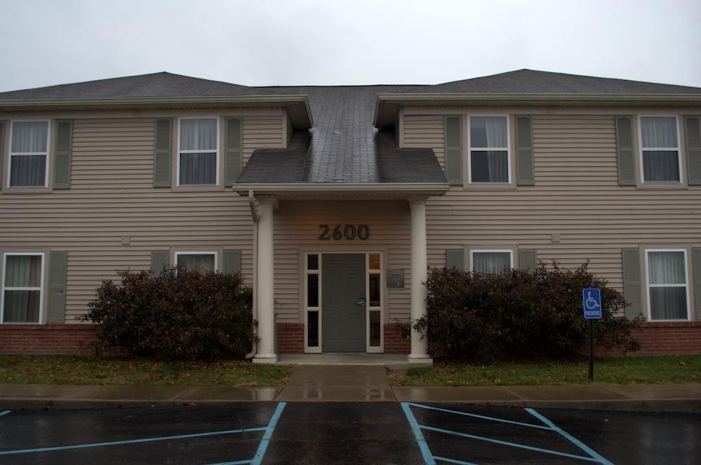 Charwood Suites Columbus Buitenkant foto