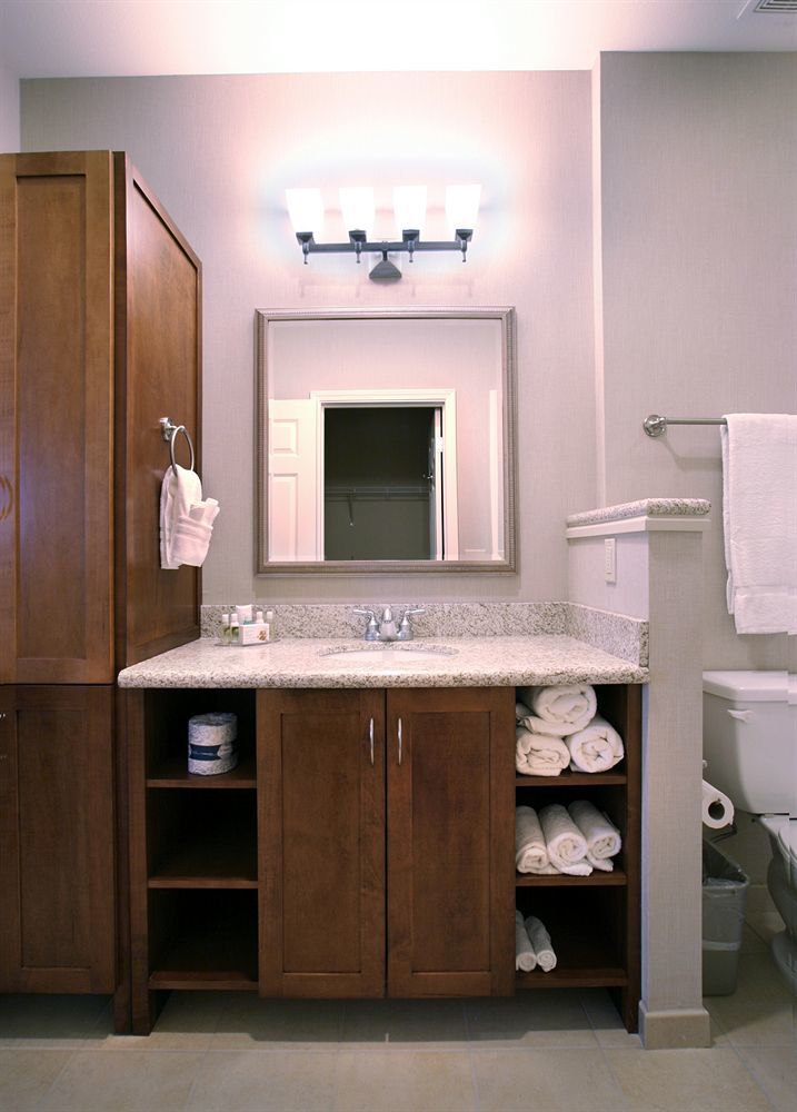 Charwood Suites Columbus Buitenkant foto